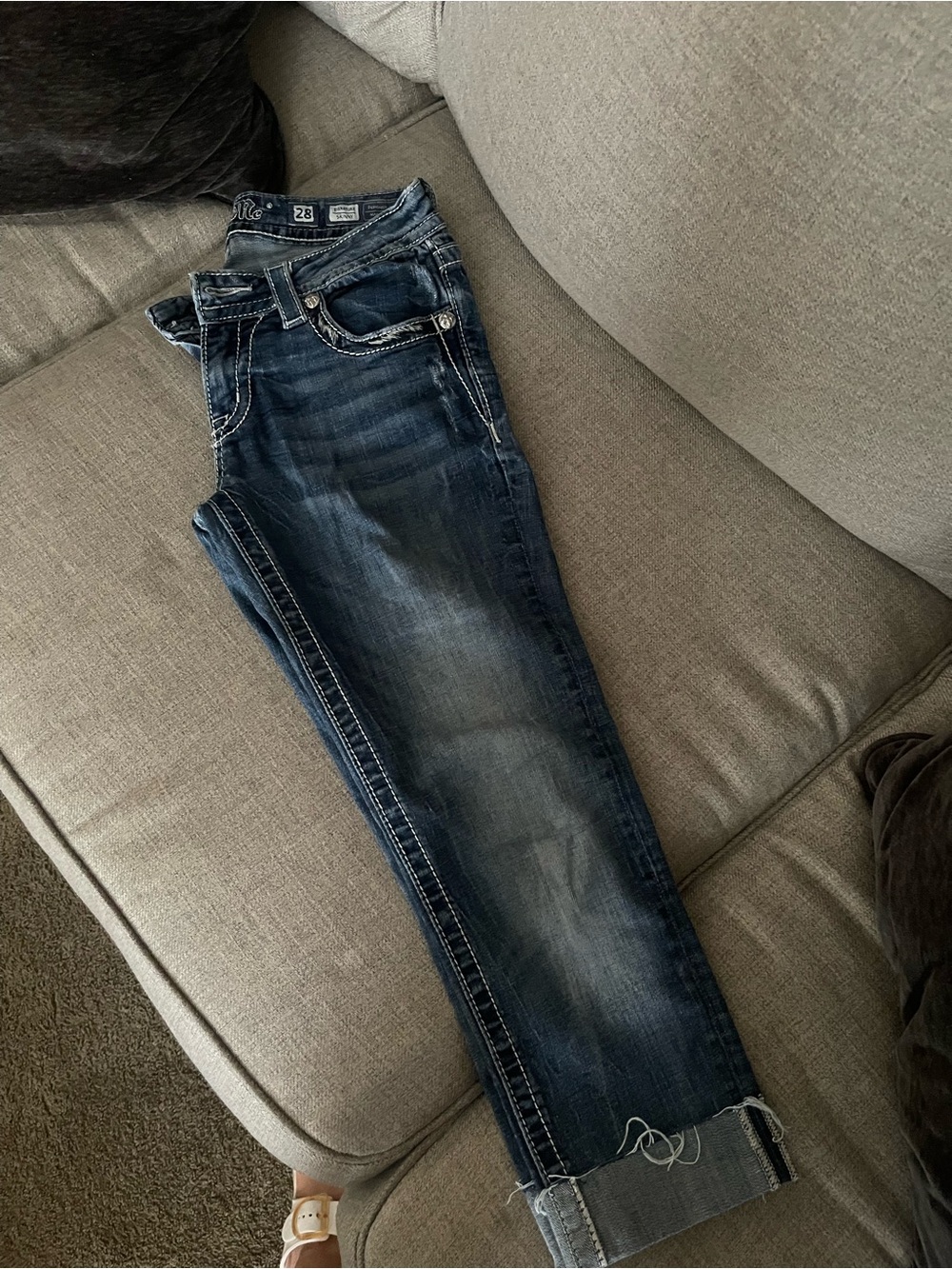 Dark Wash Women’s capris Jeans - 28 Waist